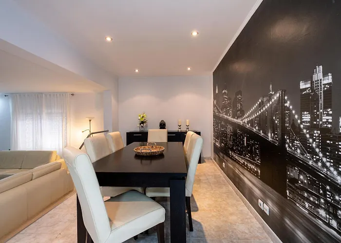 Simon's Place Ponta Delgada