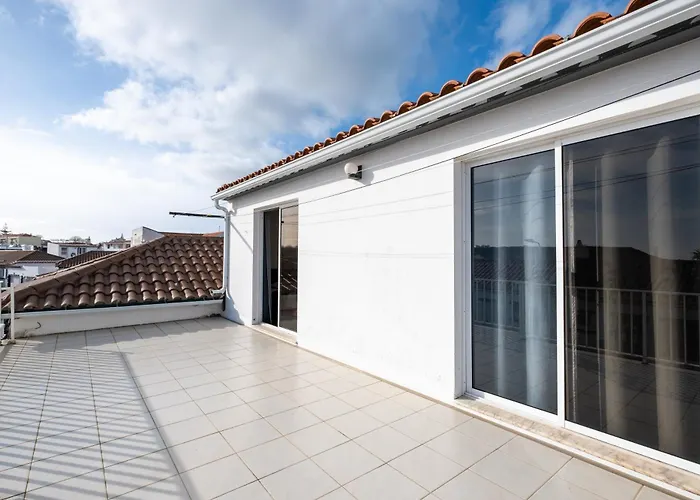 Simon's Place Tatil Evi Ponta Delgada