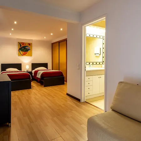 Simon's Place Tatil Evi *