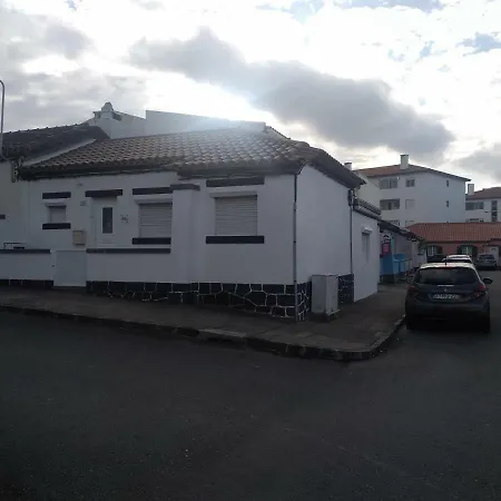 Holiday home Simon's Place *