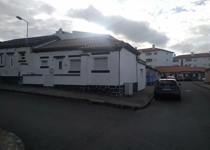 Holiday home Simon's Place *